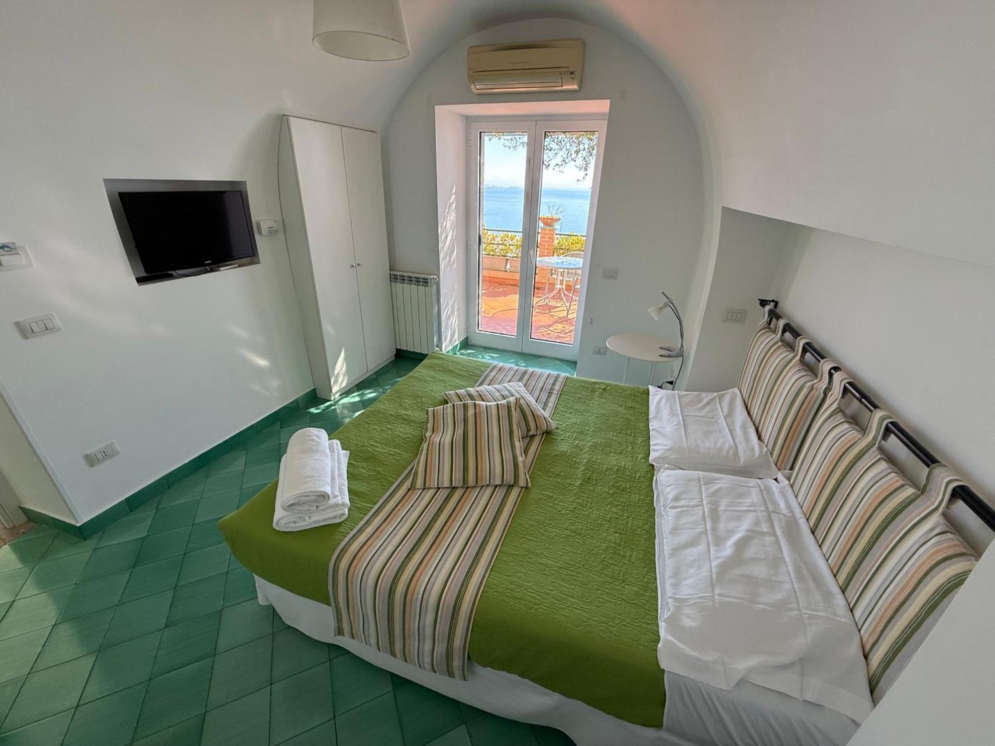 Casa Gabriella - Amalfi Coast - Free Parking - Full Sea View Villa Vietri Buitenkant foto