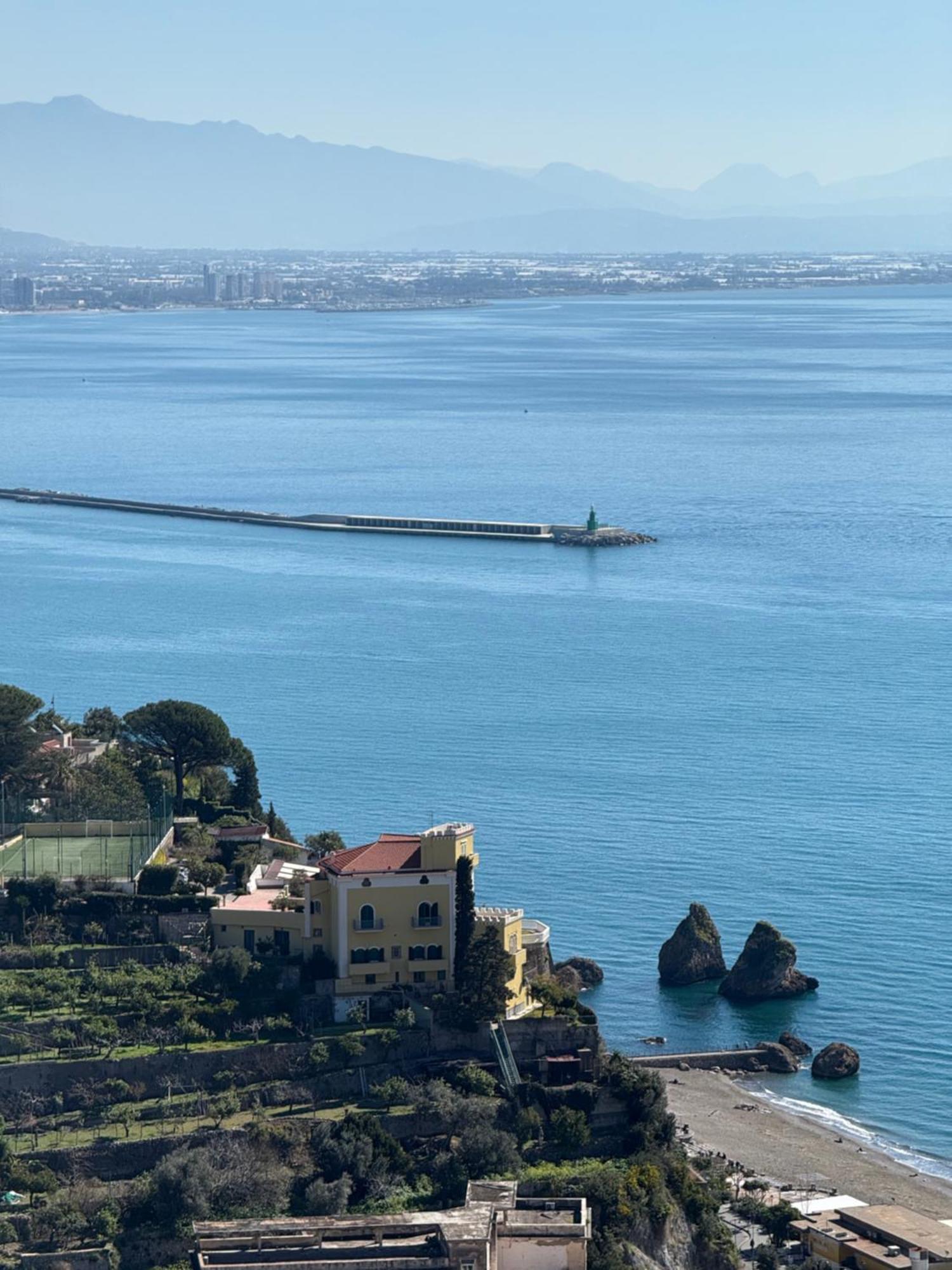 Casa Gabriella - Amalfi Coast - Free Parking - Full Sea View Villa Vietri Buitenkant foto